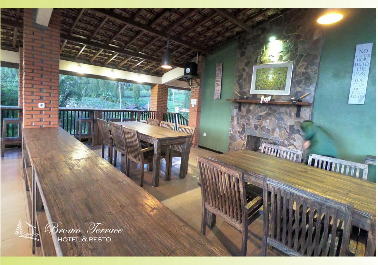 Bromo Terrace Hotel Kültér fotó